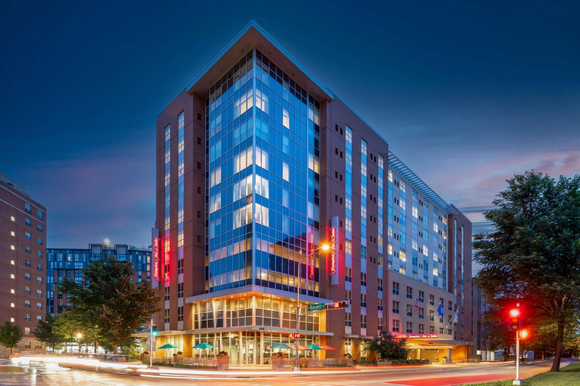 Hampton Inn & Suites Madison Downtown Exteriör bild